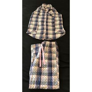 Victoria’s Secret Polka Dot Pajama Set XS/S